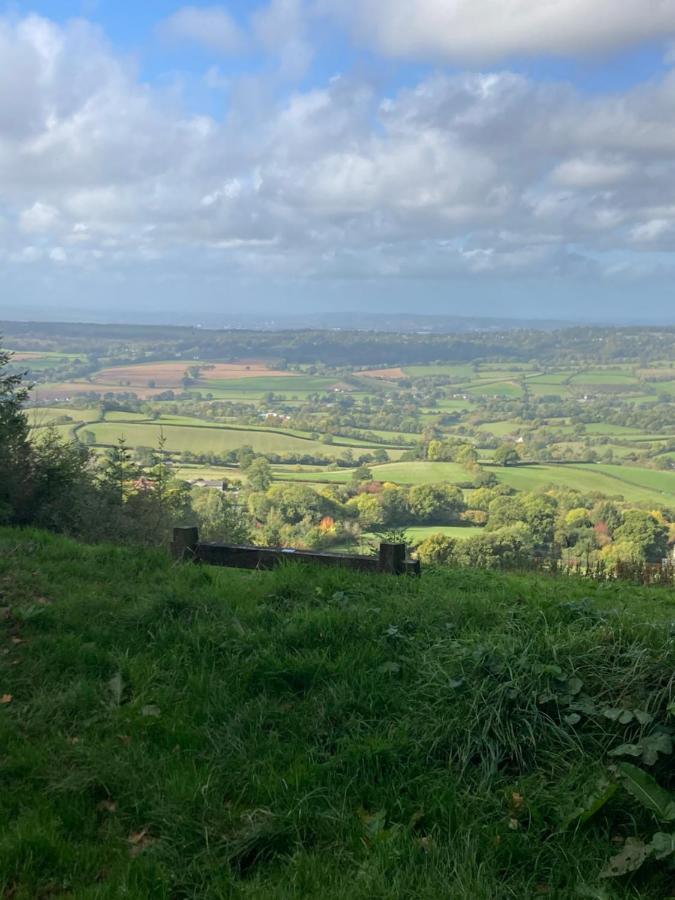 Charming Gnome In Devon Near Sidmouth Holiday home *